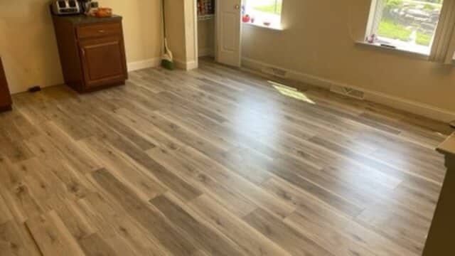 Flooring contractor near me providing expert installation of hardwood, laminate, and tile floors for homes and businesses.
